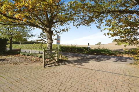 4 bedroom detached house for sale, Sandyhurst Lane, Ashford, TN25 4