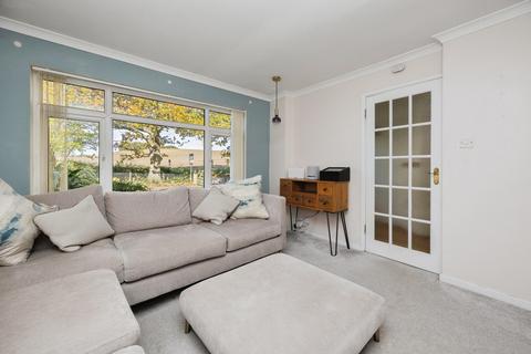 4 bedroom detached house for sale, Sandyhurst Lane, Ashford, TN25 4