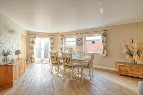 4 bedroom detached house for sale, Littleheath Lane, Lickey End, B60