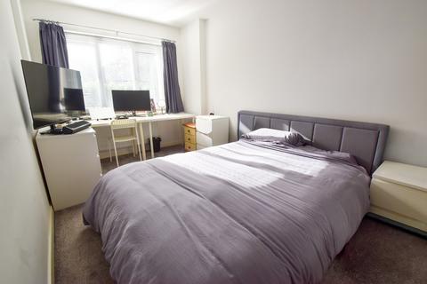2 bedroom flat for sale, Damson Court, Stretford Road, Urmston, M41