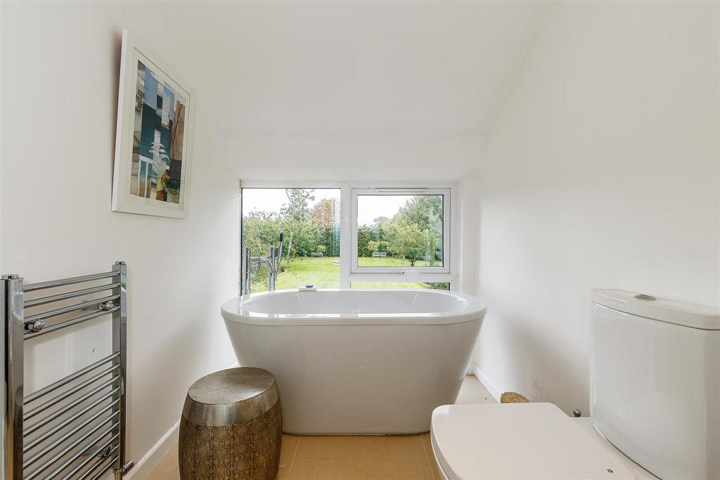 8311476-interior04.jpg