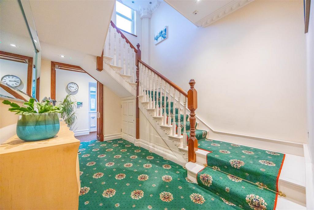 Communal Entrance Hall