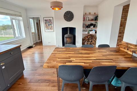 4 bedroom detached house for sale, Ringwood Road, BH23 7BE