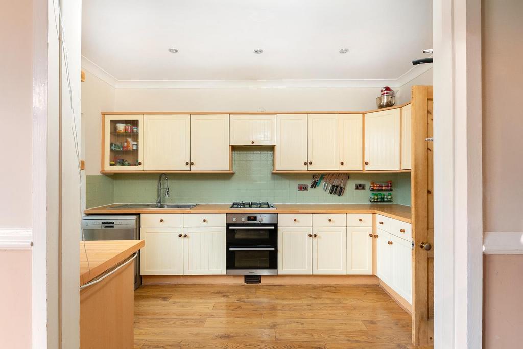9 W0 RBN - Kitchen C.jpg