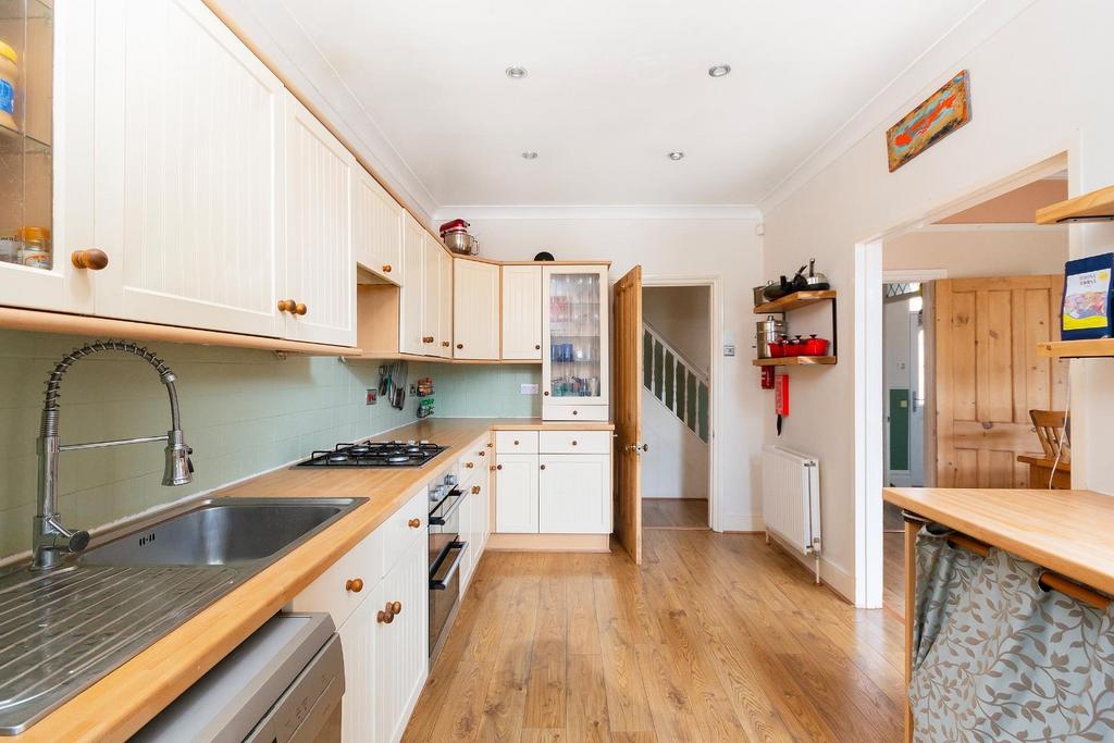 9 W0 RBN - Kitchen A.jpg