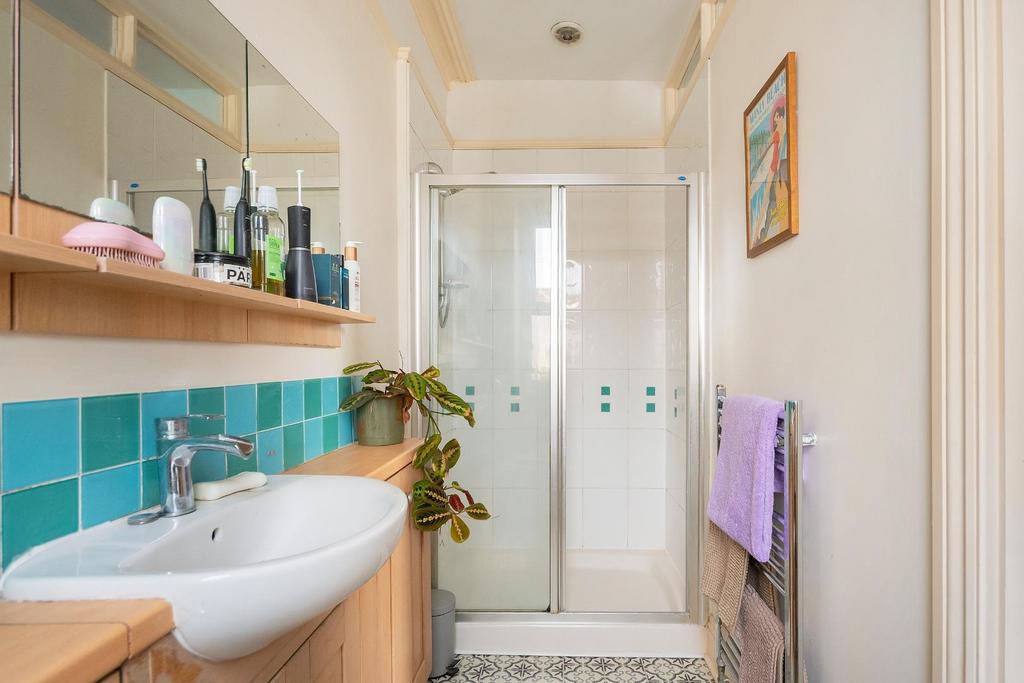 9 W0 RBN - Ensuite B.jpg