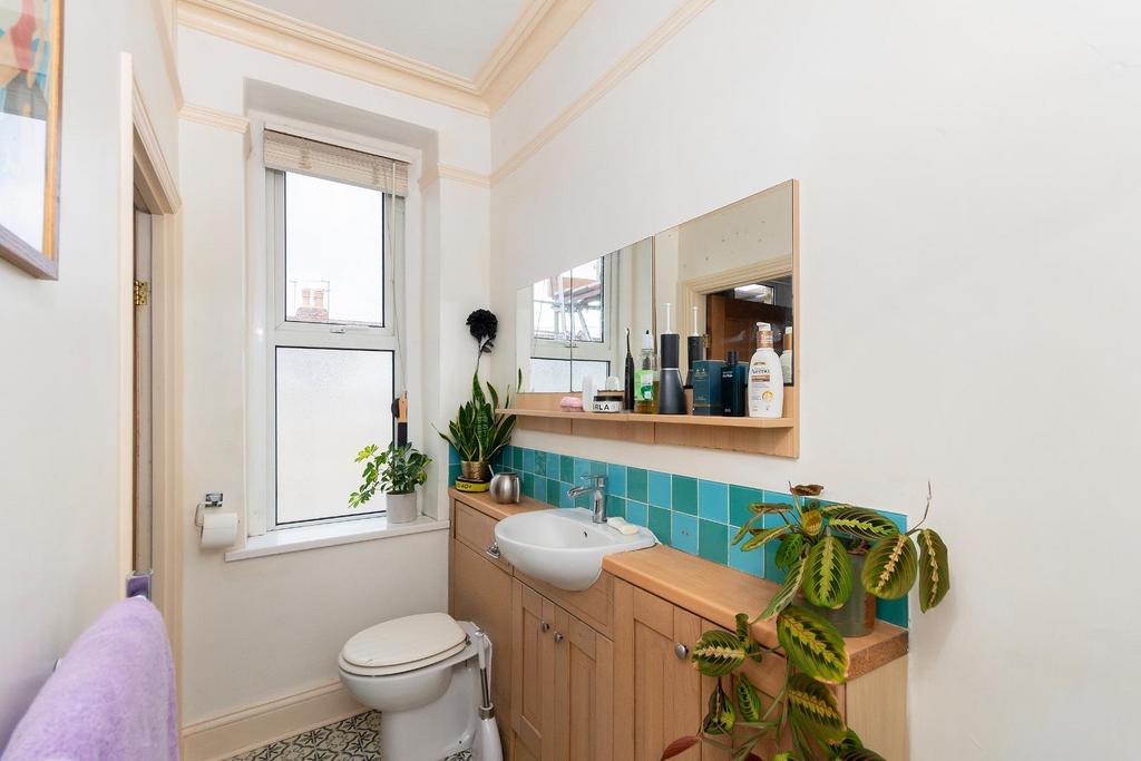 9 W0 RBN - Ensuite A.jpg