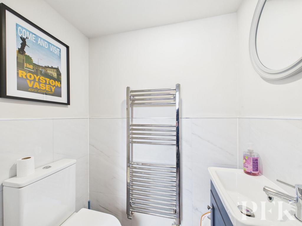 Cloakroom WC