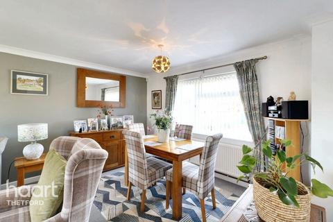 1 bedroom semi-detached bungalow for sale, Wake Avenue, Mildenhall