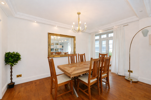 3 bedroom apartment to rent, Inverness Terrace, W2