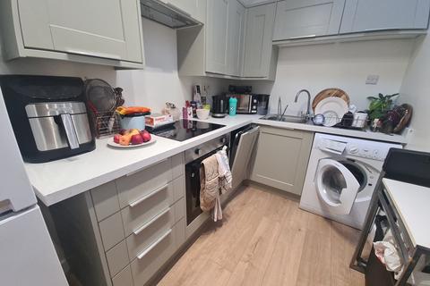 1 bedroom flat to rent, Moorhouse 19-22 Moorland Road, Leeds LS6