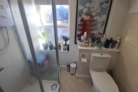 1 bedroom flat to rent, Moorhouse 19-22 Moorland Road, Leeds LS6