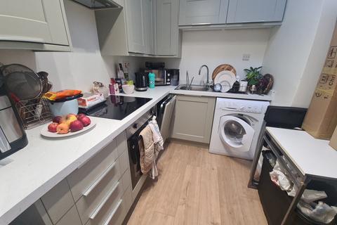 1 bedroom flat to rent, Moorhouse 19-22 Moorland Road, Leeds LS6