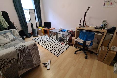1 bedroom flat to rent, Moorhouse 19-22 Moorland Road, Leeds LS6