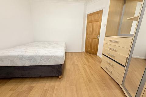 undefined, Carr Road, Northolt, UB5