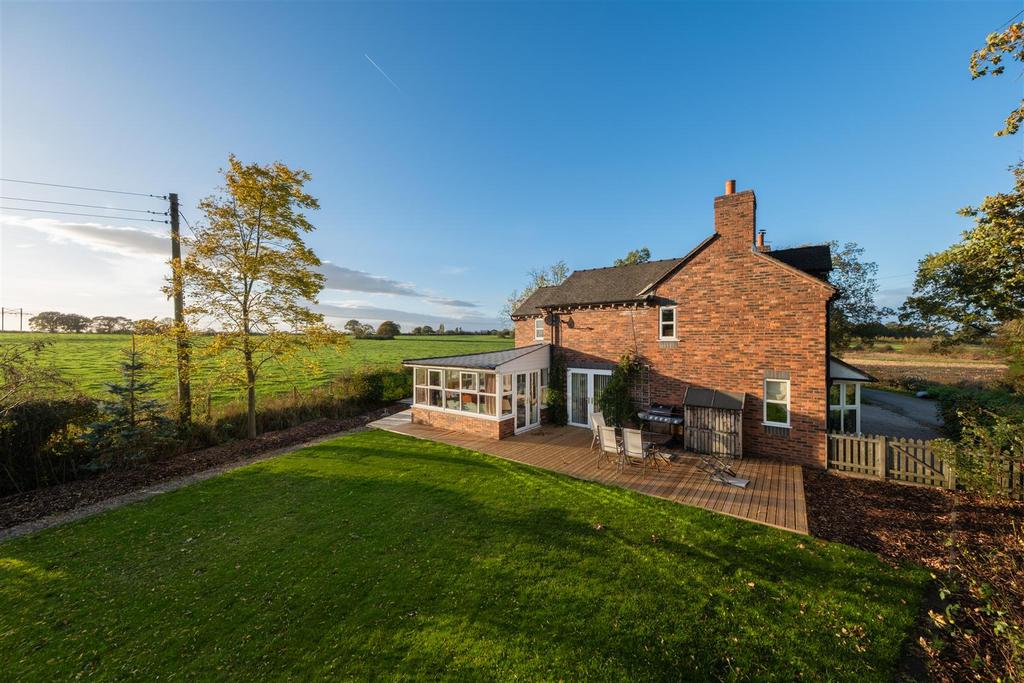 Highfield Cottage-003.jpg