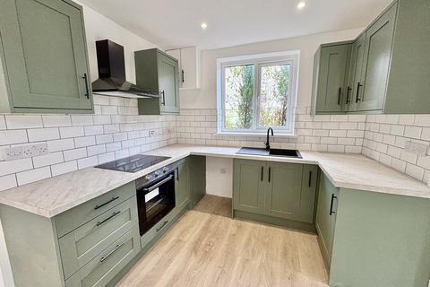 42 New Road, Trebanos, Swansea, SA8 4DL