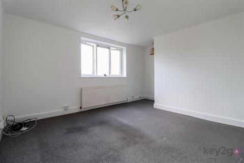 undefined, Gaunt Road, S14