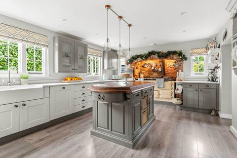 undefined, Ongar CM5