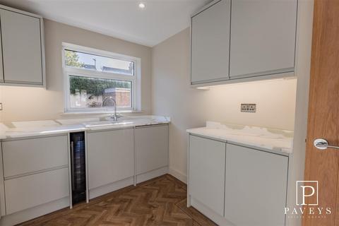 undefined, Fourth Avenue, Frinton-On-Sea