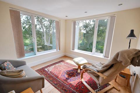 undefined, Trent Close, Stone