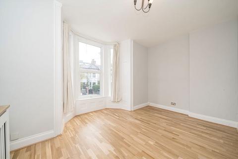 1 bedroom flat for sale, Oaklands Grove, London W12