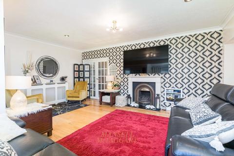 undefined, Kingscote Hill, Crawley RH11