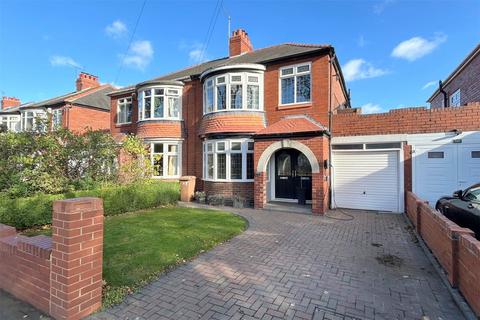 3 bedroom semi-detached house for sale, The Broadway, Cullercoats, NE30