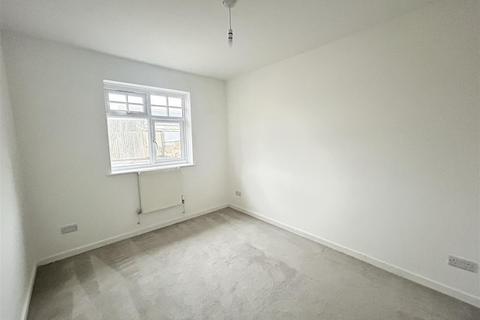 2 bedroom apartment to rent, Firle Road, Eastbourne BN22
