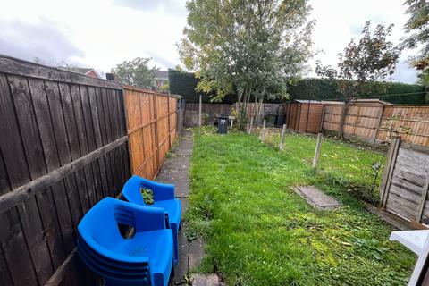 2 bedroom terraced house to rent, Loxley Drive, Melton Mowbray LE13