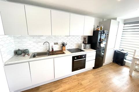 1 bedroom flat for sale, 141 Castle Street, Salisbury SP1