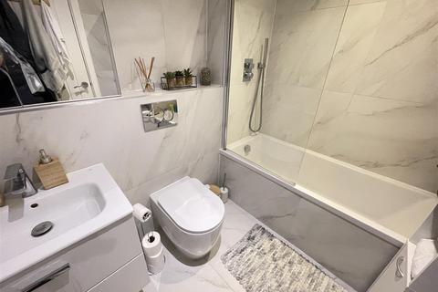 1 bedroom flat for sale, 141 Castle Street, Salisbury SP1