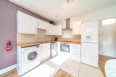 3 bedroom apartment to rent, £150pppw - St Andrews Street, City Centre, NE1