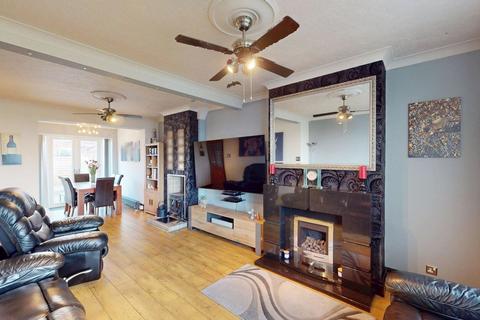 3 bedroom semi-detached house for sale, Wyndham Avenue, Bolton, BL3