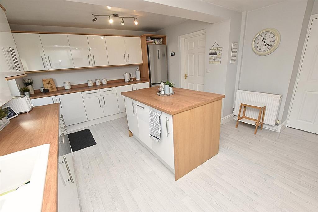 Kitchen diner