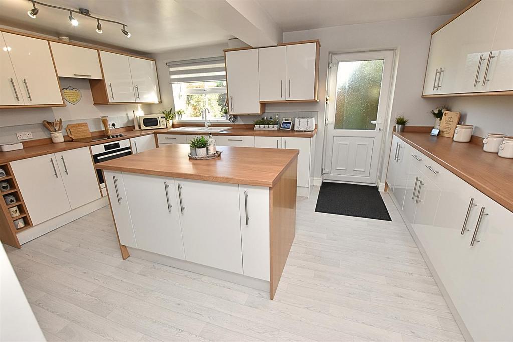 Kitchen diner