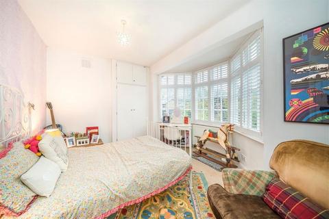 7 Annesley Road, London, SE3 0JX