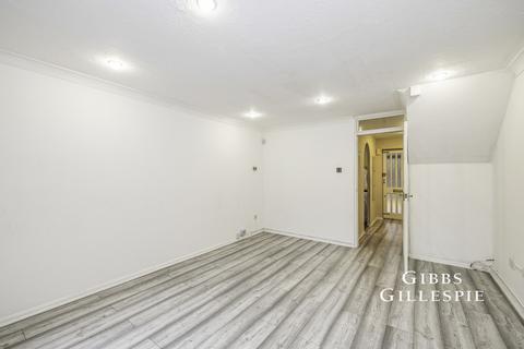 undefined, Jasmin Close, Northwood, HA6