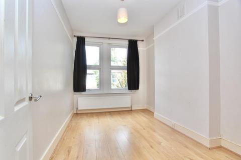 1 bedroom flat for sale, Grainger Road, London