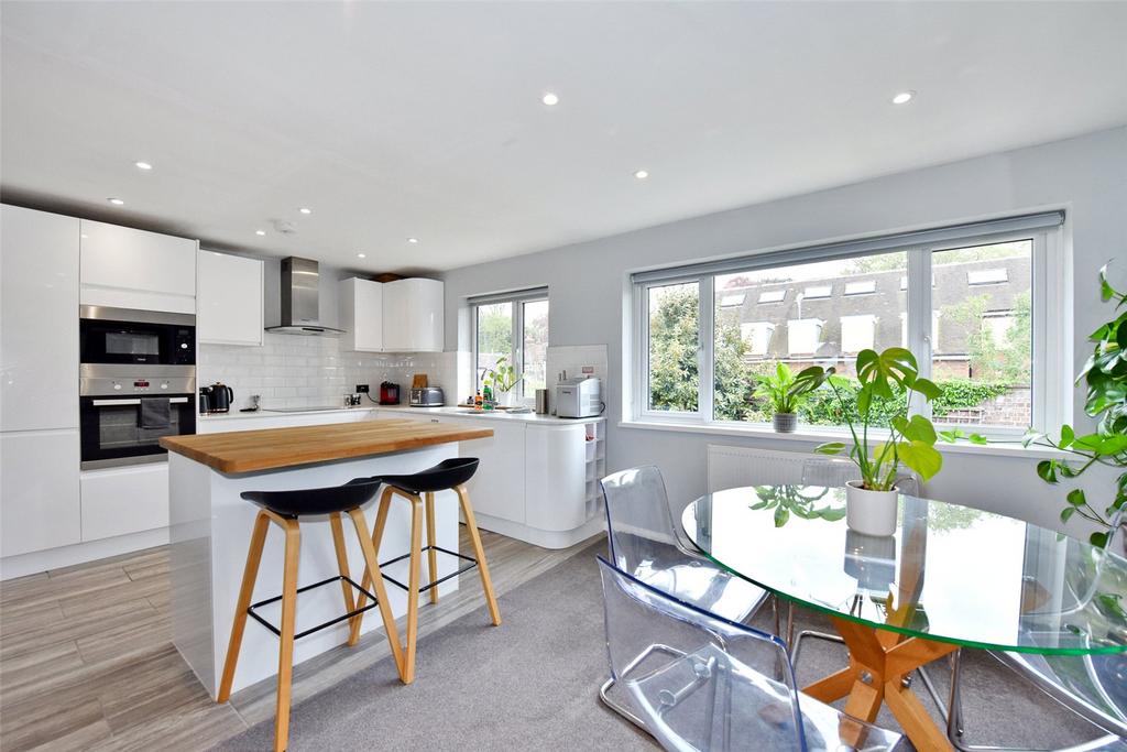 Ption/Kitchen