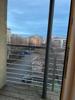 2 bedroom flat to rent, Cables Wynd, Leith, Edinburgh, EH6