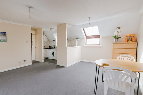 1 bedroom apartment for sale, Lodgehill Park Close, Harrow