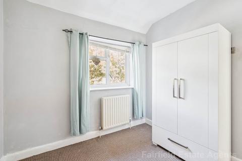undefined, Puttenham Close, South Oxhey