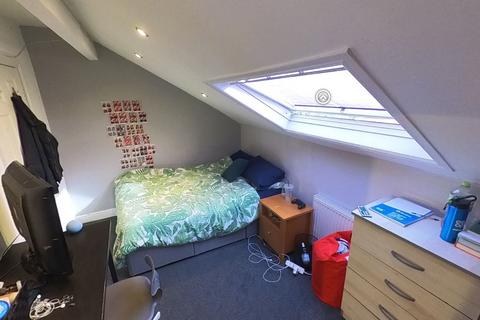 5 bedroom house to rent, Stanmore Place, Leeds LS4