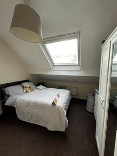 5 bedroom house to rent, Broomfield View, Leeds LS6