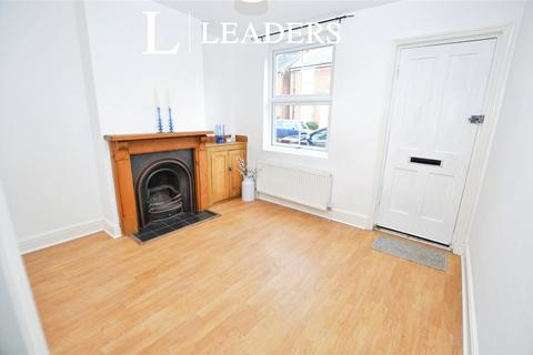 2 bedroom terraced house to rent, Victor Road, Colchester, Essex, CO1