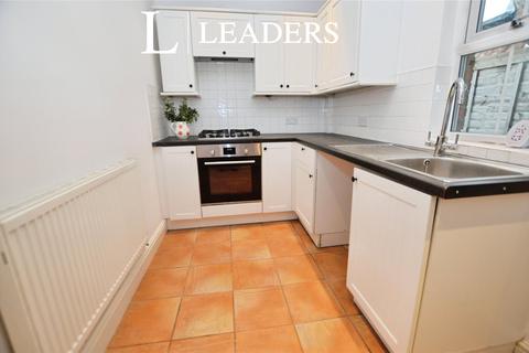 2 bedroom terraced house to rent, Victor Road, Colchester, Essex, CO1