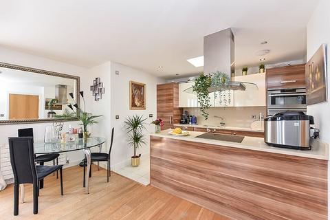3 bedroom apartment for sale, Stratheden Road, London SE3