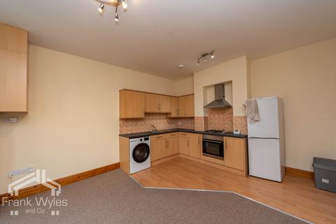 2 bedroom flat to rent, Derbe Road, Lytham St. Annes, Lancashire