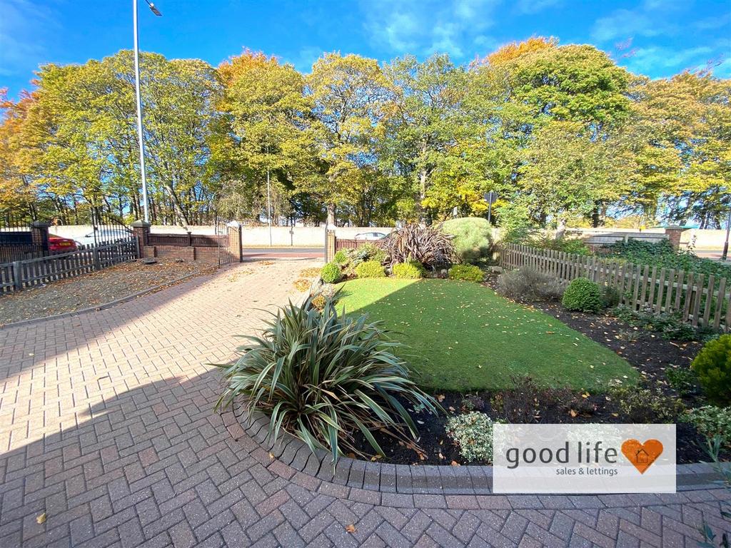 20251025 095007497 i OS11parkside.jpg